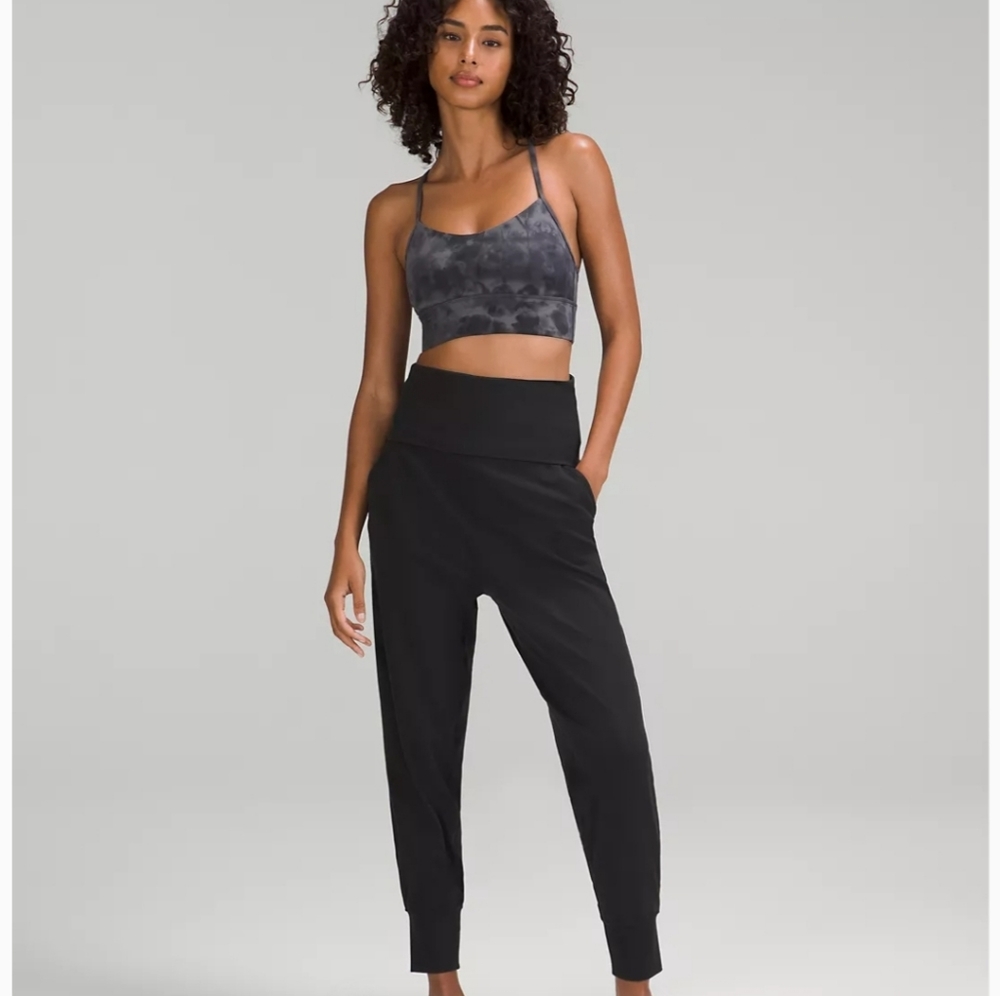 Align joggers size 10